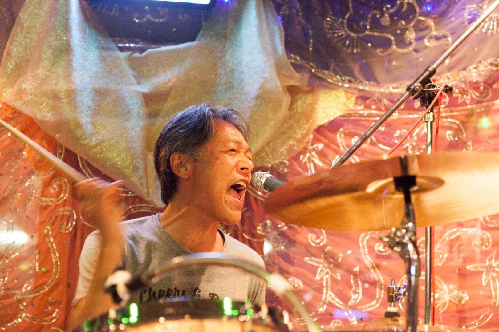 Yoshi Shimada yoshi-shimada